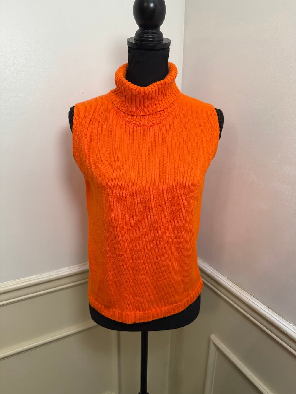 Vintage Epogee Sleeveless Turtleneck Knit Sweater Top Vibrant Orange Retro